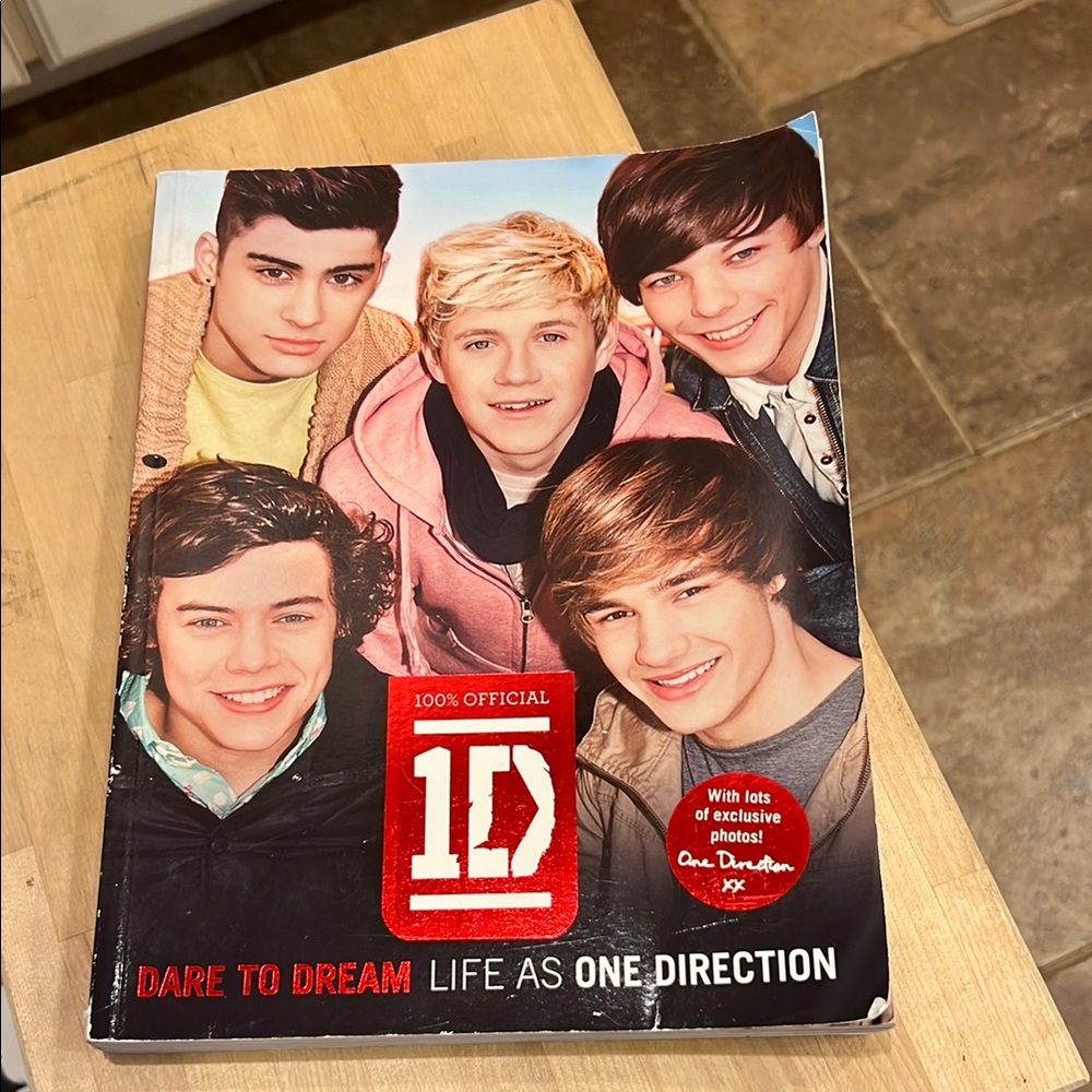 One Direction 'Dare to Dream' Book